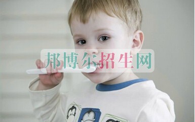 成都內(nèi)比較好的口腔醫(yī)學大專學校