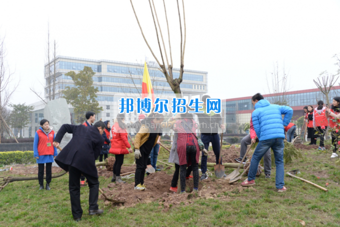 川南幼兒師范高等?？茖W校學前教育二系黨日活動