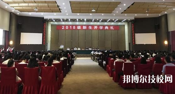 成都科華職業(yè)技術(shù)學校2020年招生辦聯(lián)系電話