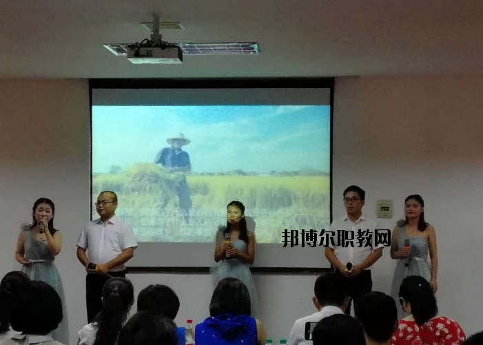 廣豐區(qū)信息技術(shù)學(xué)校怎么樣、好不好