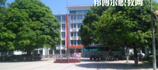 百色市職業(yè)技術學校網站網址