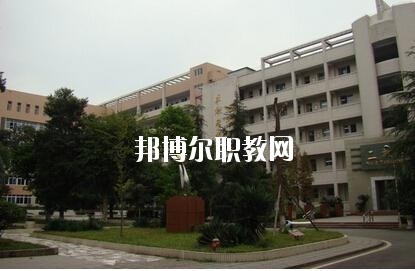 隆昌縣城關職業(yè)中學地址在哪里