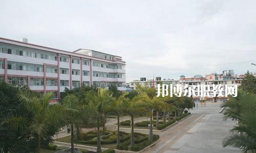 思茅衛(wèi)生學(xué)校2021年招生錄取分數(shù)線