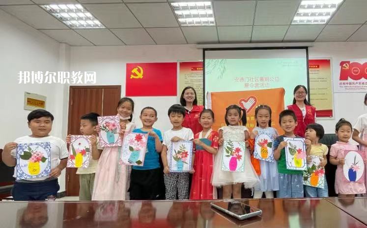 南京中華中等專業(yè)學(xué)校2022年報(bào)名條件、招生要求、招生對(duì)象