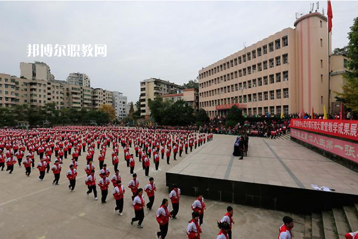 重慶梁平職業(yè)技術(shù)學(xué)校2022年報(bào)名條件、招生要求、招生對象