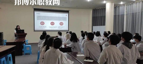 四川省達州中醫(yī)學校2022年招生辦聯(lián)系電話