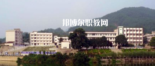 岳池白廟職業(yè)中學(xué)校2022年有哪些專業(yè)