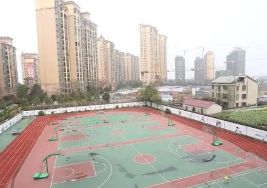 益陽市科技工程學校 