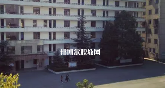 衡陽(yáng)市瀟湘衛(wèi)生中等專業(yè)學(xué)校2023年學(xué)費(fèi)、收費(fèi)多少