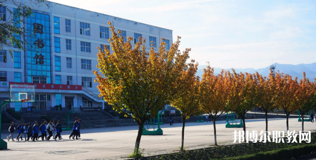 西安高科技工學(xué)校地址，乘車路線