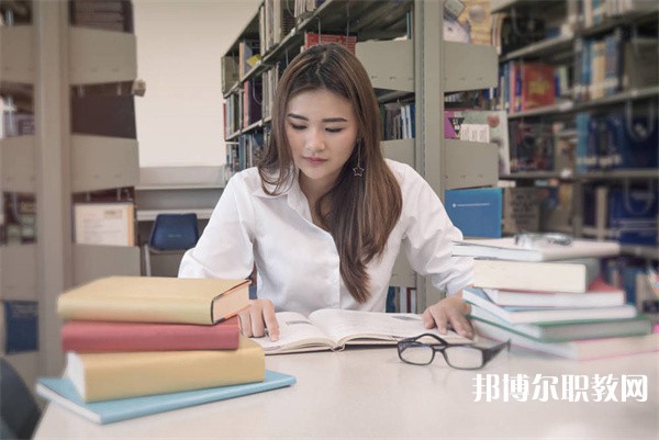 河北哪里的中職學校能讀風電場機電設備運行與維護專業(yè)專業(yè)